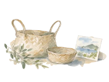 素朴な編みかごと小さな絵で島々の手仕事を表したイメージ。特定地域の固有文様や作品の複製ではありません